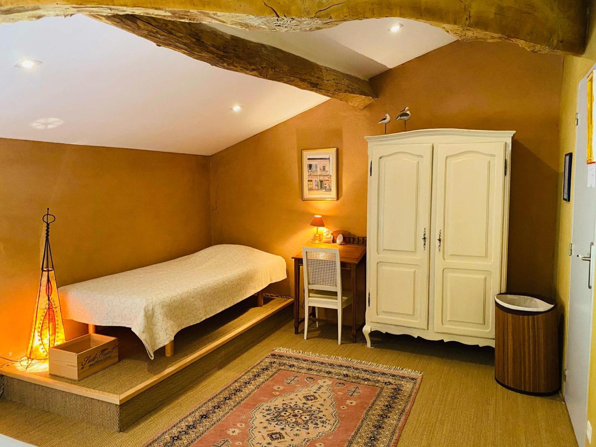 Le Fraysse Bed & Breakfast Montdurausse ภายนอก รูปภาพ
